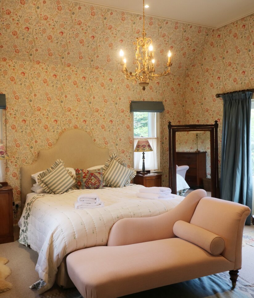 Milton of Braichlie Cottage